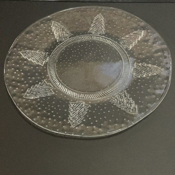 Lg. Christmas Tree Serving Platter Holiday Glass Serveware 13” - Picture 2 of 4